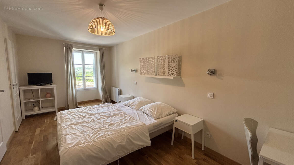 Maison à SAINT-BONNET-DE-VALCLERIEUX