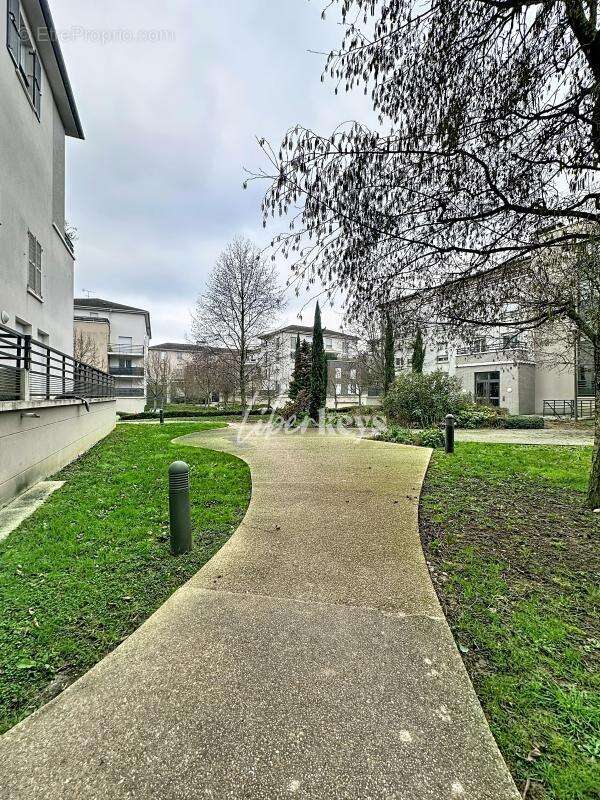 Appartement à VILLENEUVE-LE-ROI