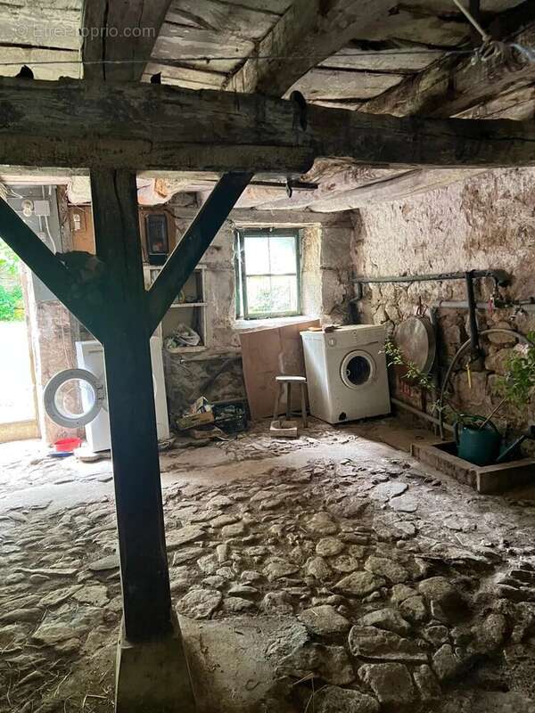 Maison à AUZANCES
