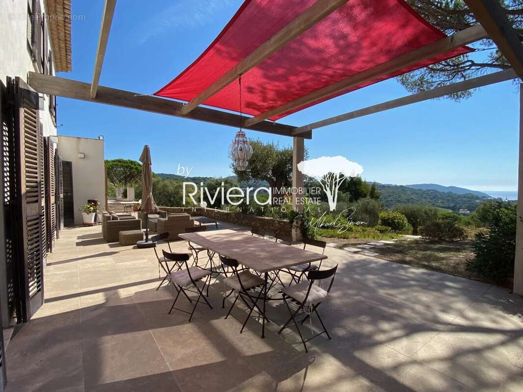 GIGARO - Propriété de très grand standing - Vue mer et pisci - photo 9