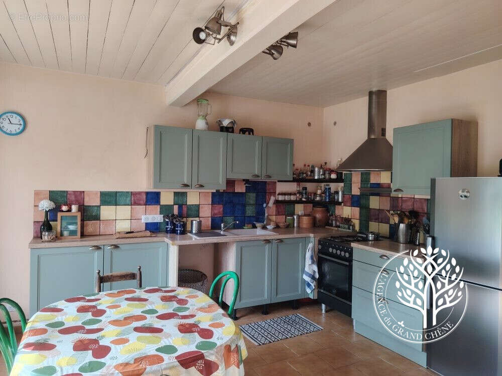 cuisine cosy - Maison à SAINT-SAVINIEN