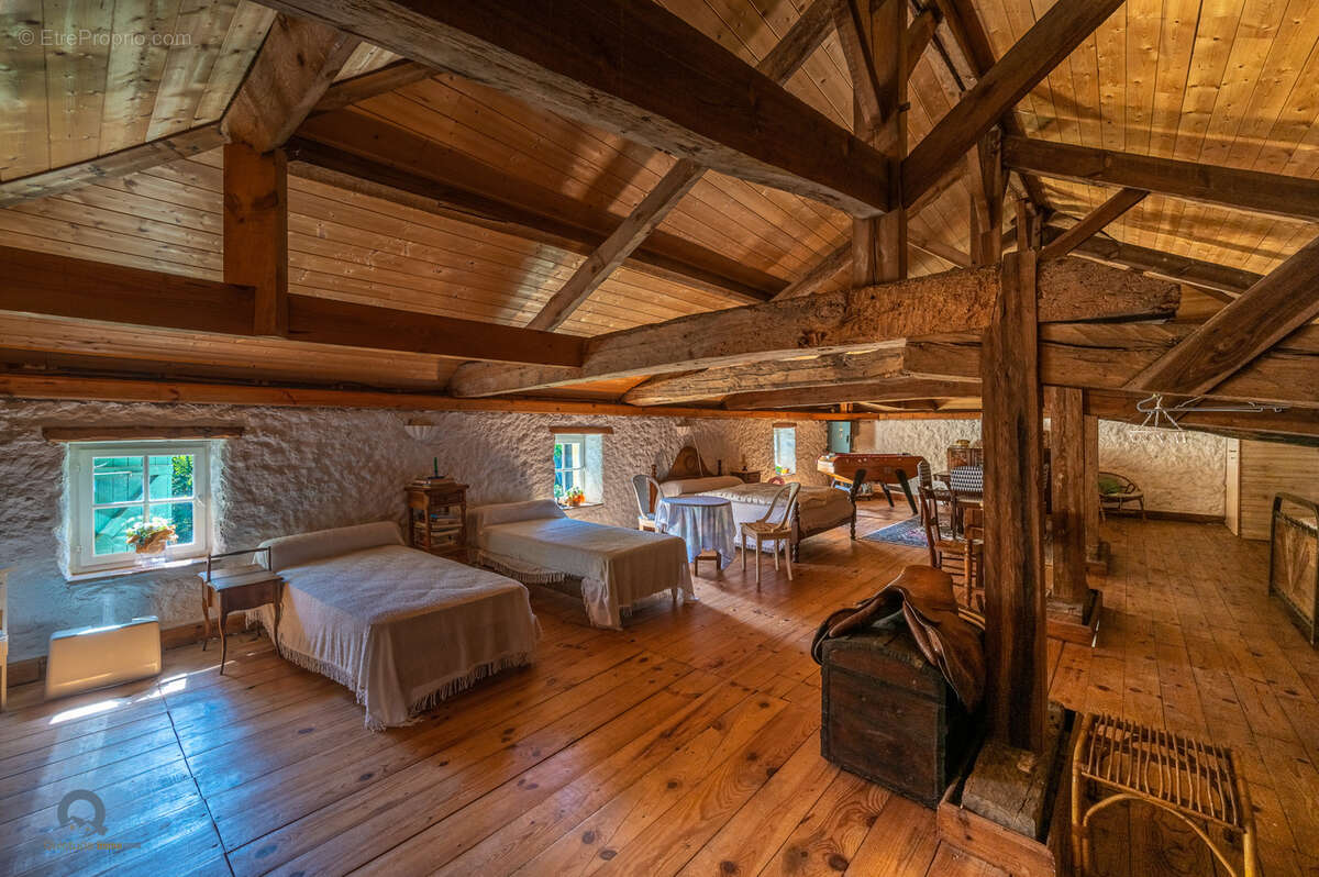 Maison à SAUGNACQ-ET-MURET