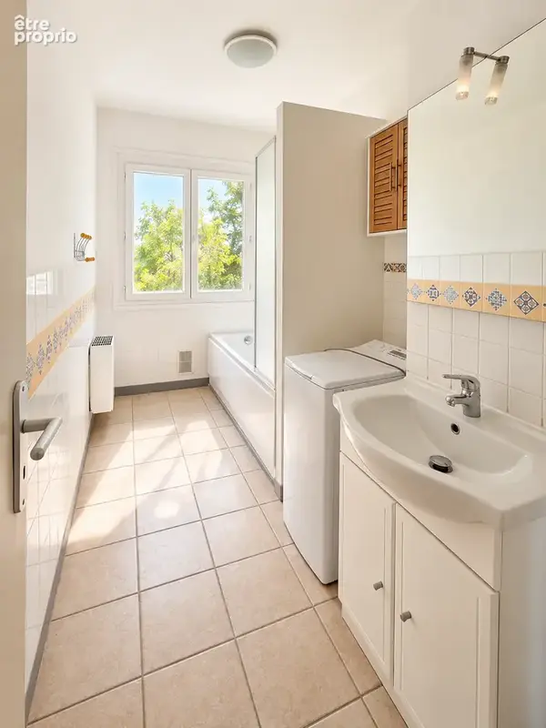 Appartement - 54 m2 Super Bastia (20200) BASTIA - photo 5