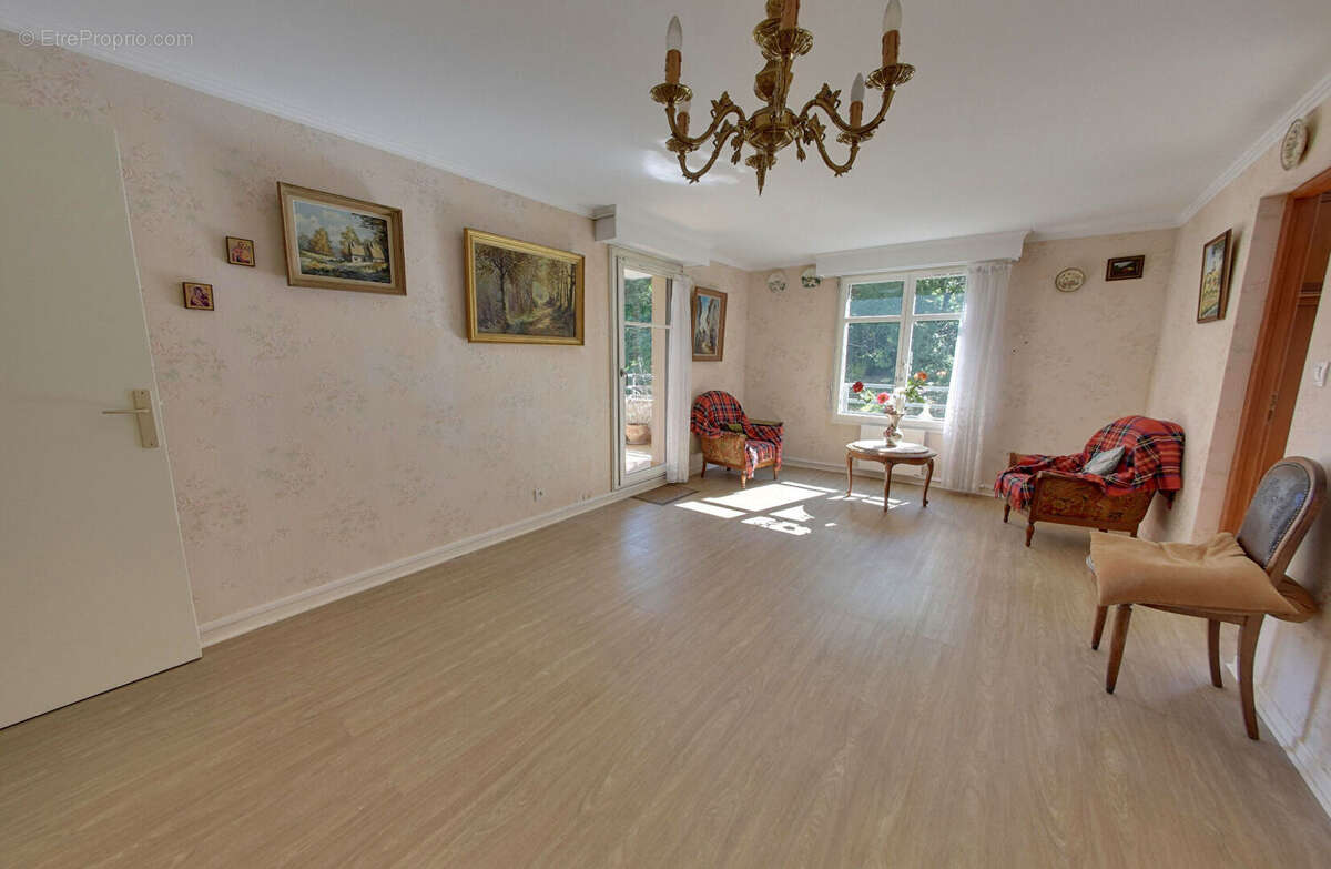 Appartement à RAMBOUILLET