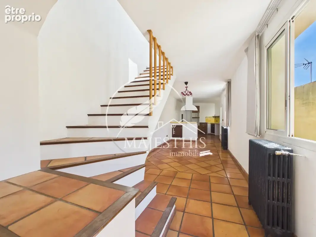 Puget-ville - immeuble (maison village) - t2 bis + t4 avec garage et terrasse - photo 12