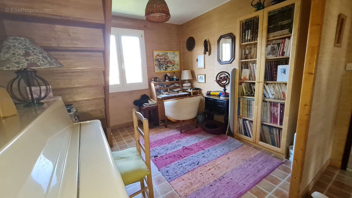 Maison à BURES-SUR-YVETTE