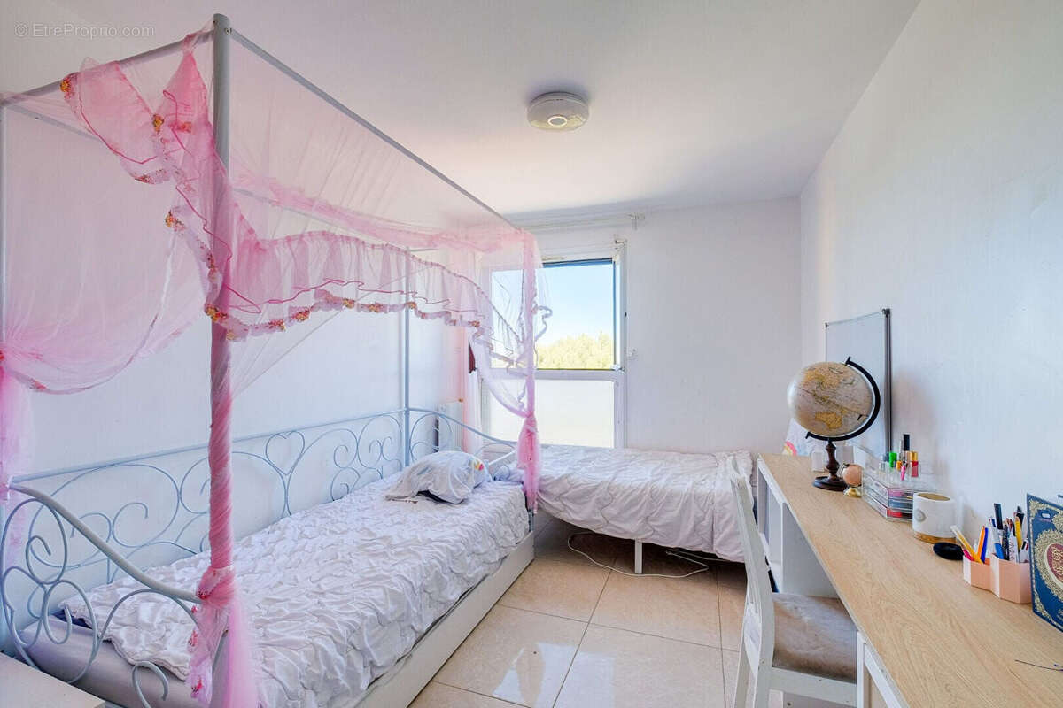 Appartement à MARSEILLE-13E