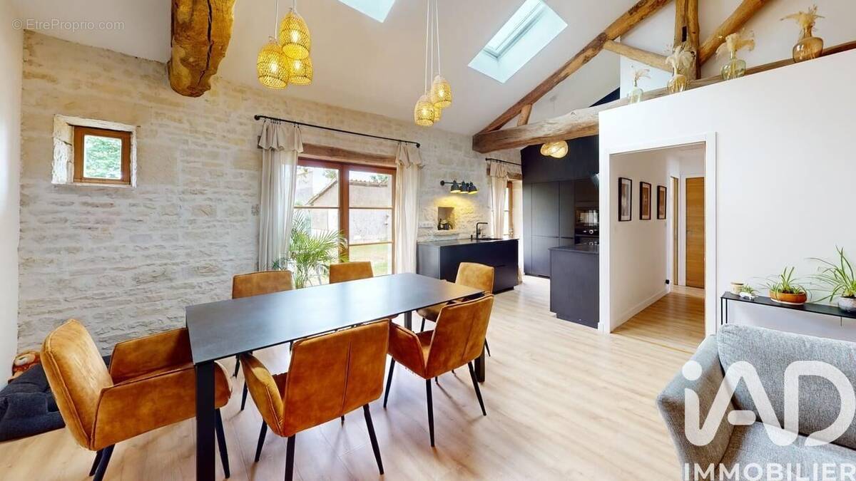Photo 1 - Maison à SAINTE-SOULLE