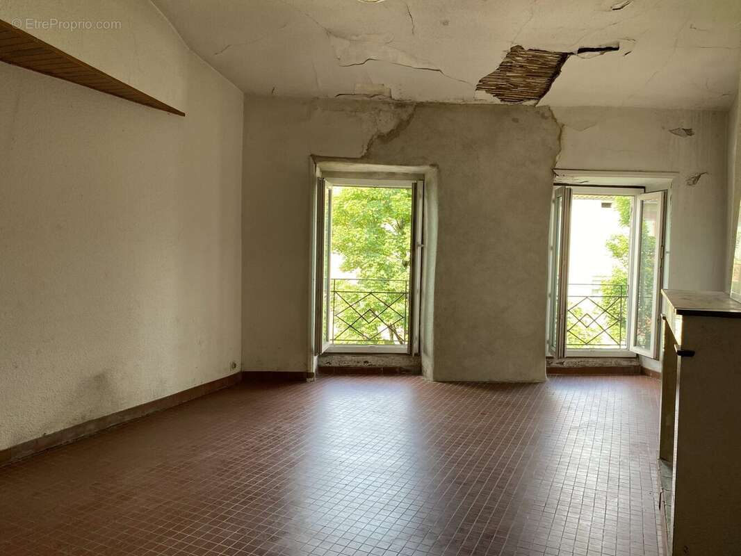 Appartement 46 m² à Aubenas  - photo 6