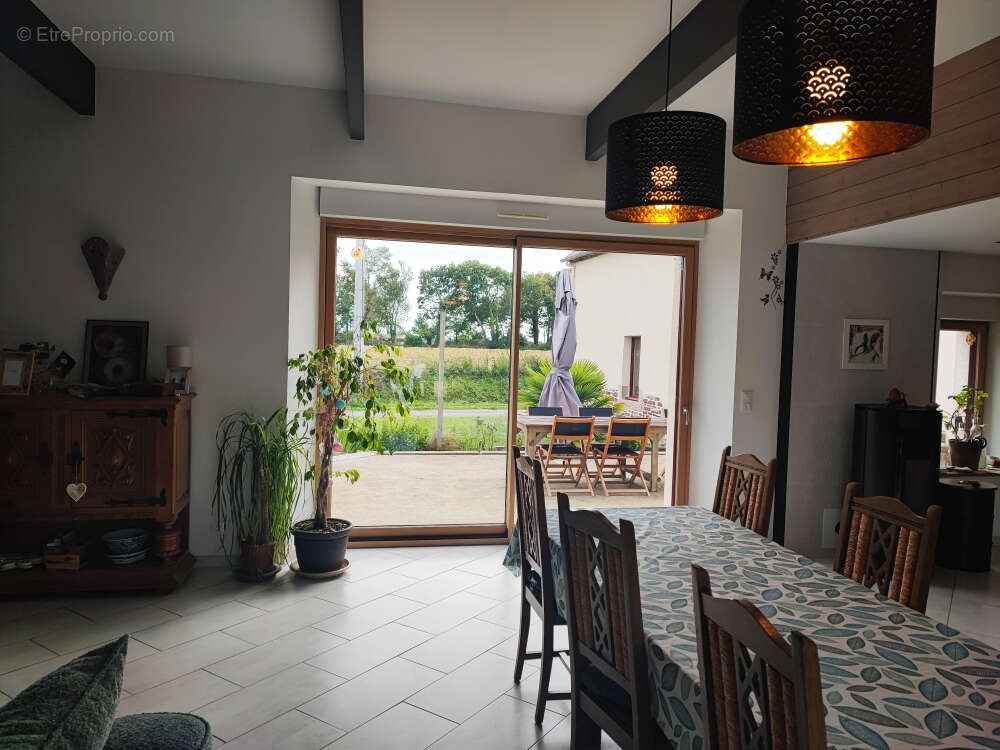 Maison à LOSCOUET-SUR-MEU