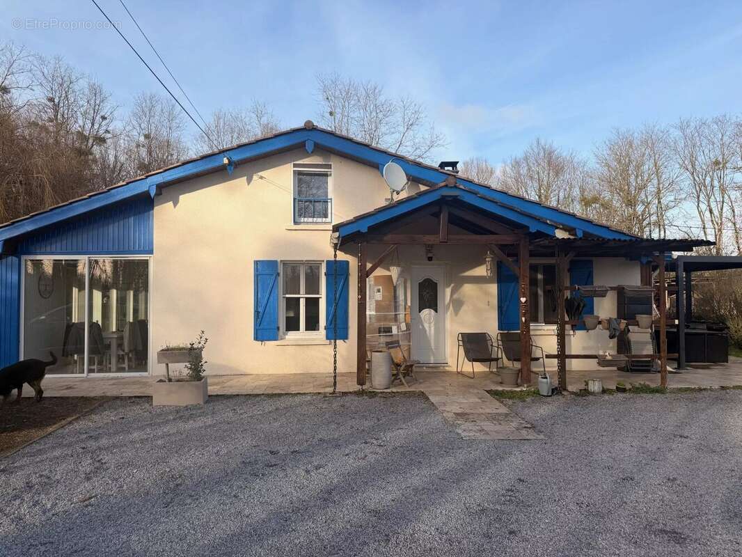 Maison à BERNOS-BEAULAC