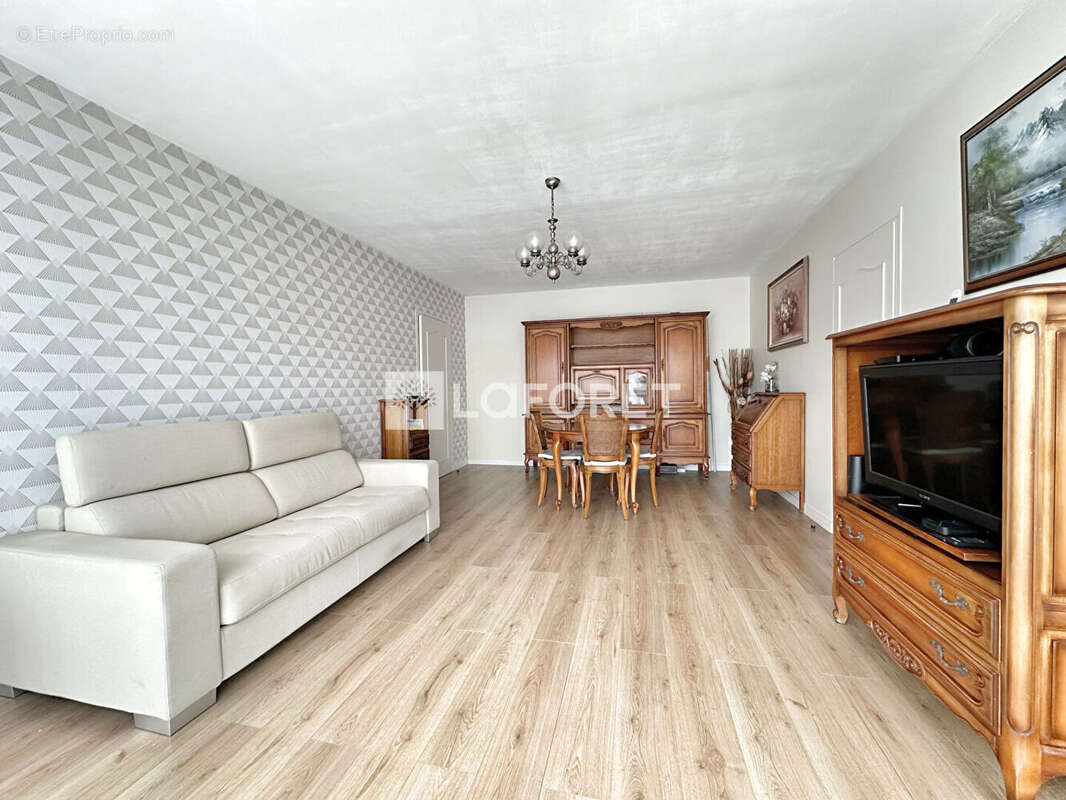 Appartement à JUVISY-SUR-ORGE