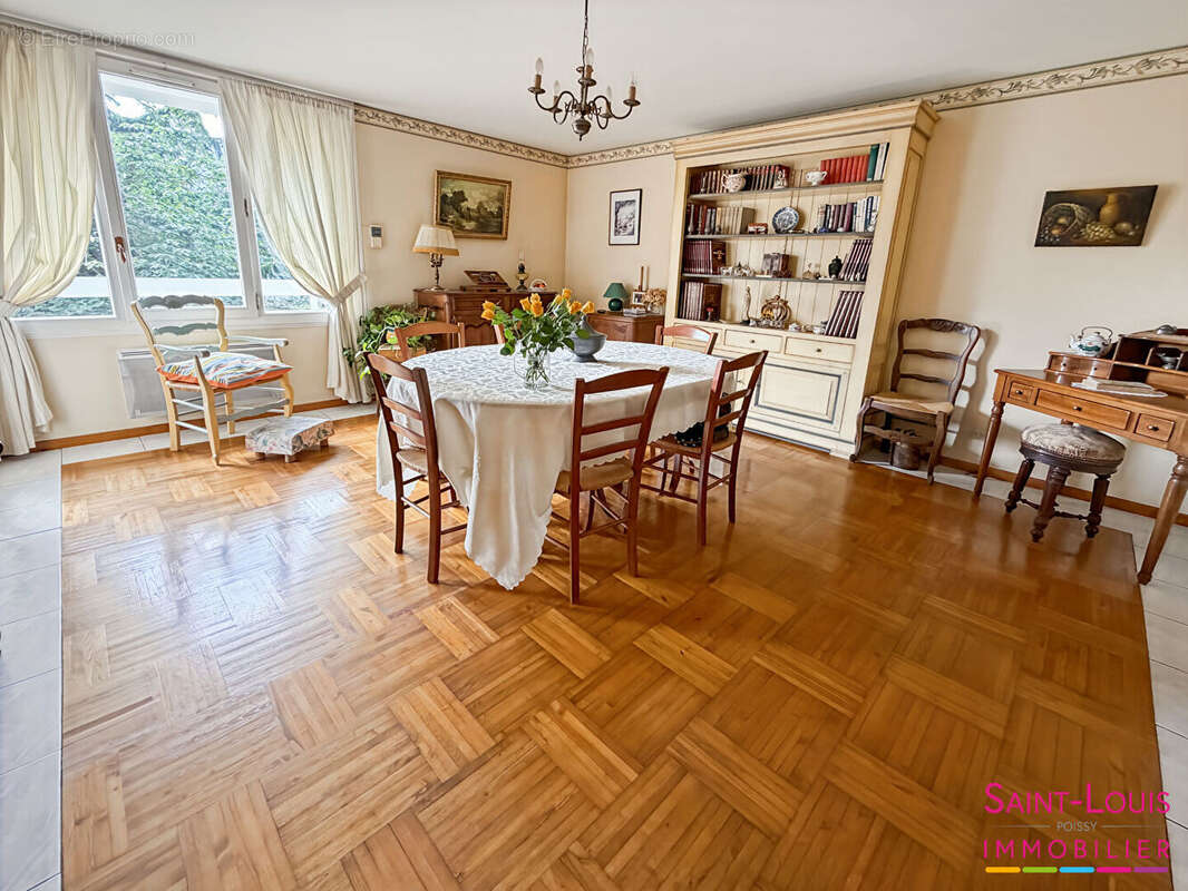 Appartement à POISSY