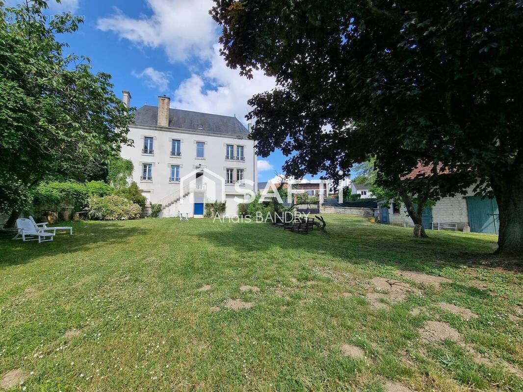 Photo 1 - Maison à MOUSSY-VERNEUIL