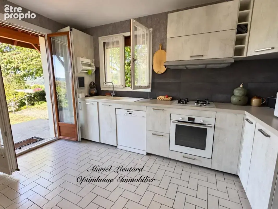 Maison 6 pieces - piscine - photo 4
