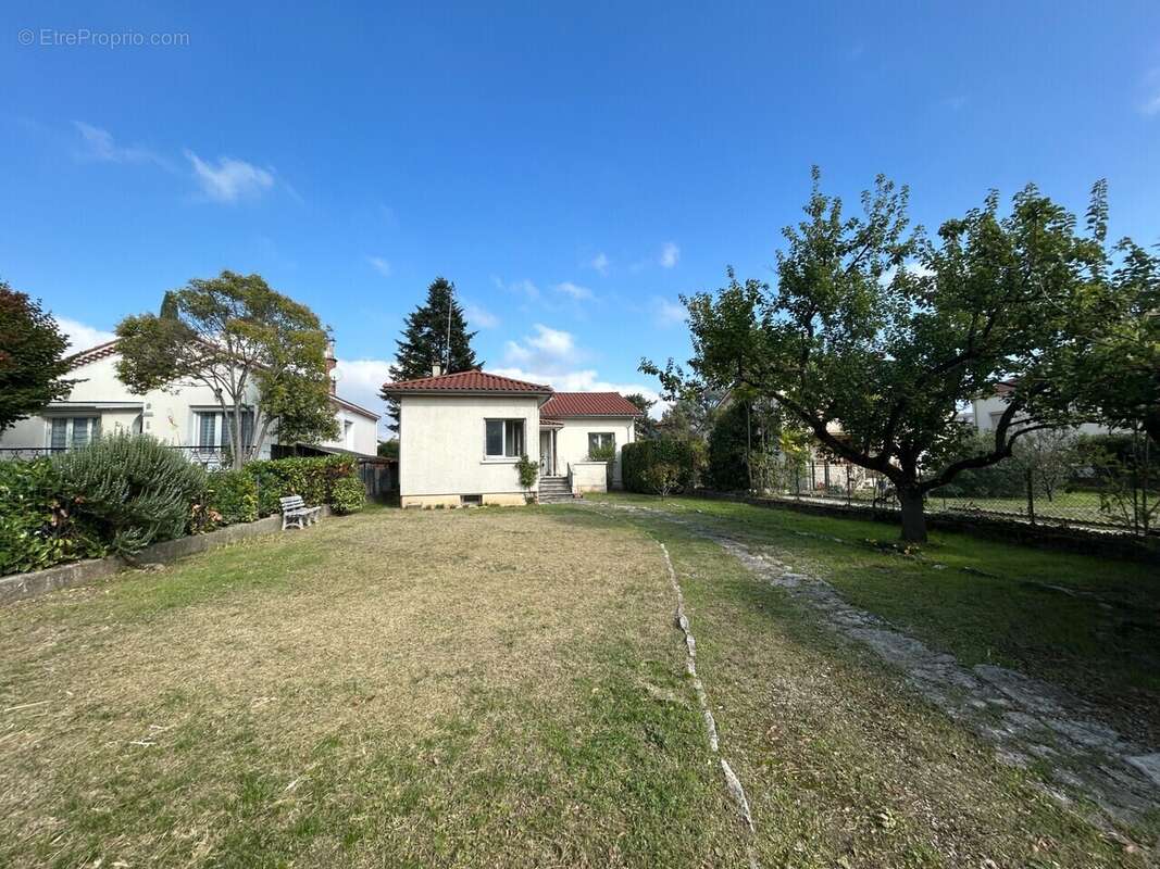 Maison à ROMANS-SUR-ISERE