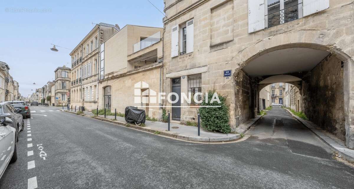 Appartement à BORDEAUX