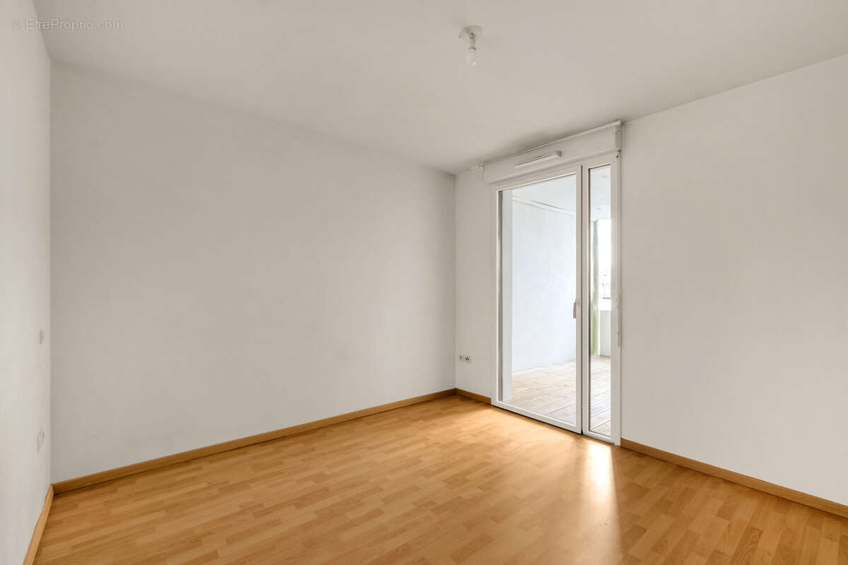 Magnifique appartement T2 de 47 m2 situé au 2ᵉ étage, dans le secteur recherché de Saint-Martin-du-Touch. - photo 8