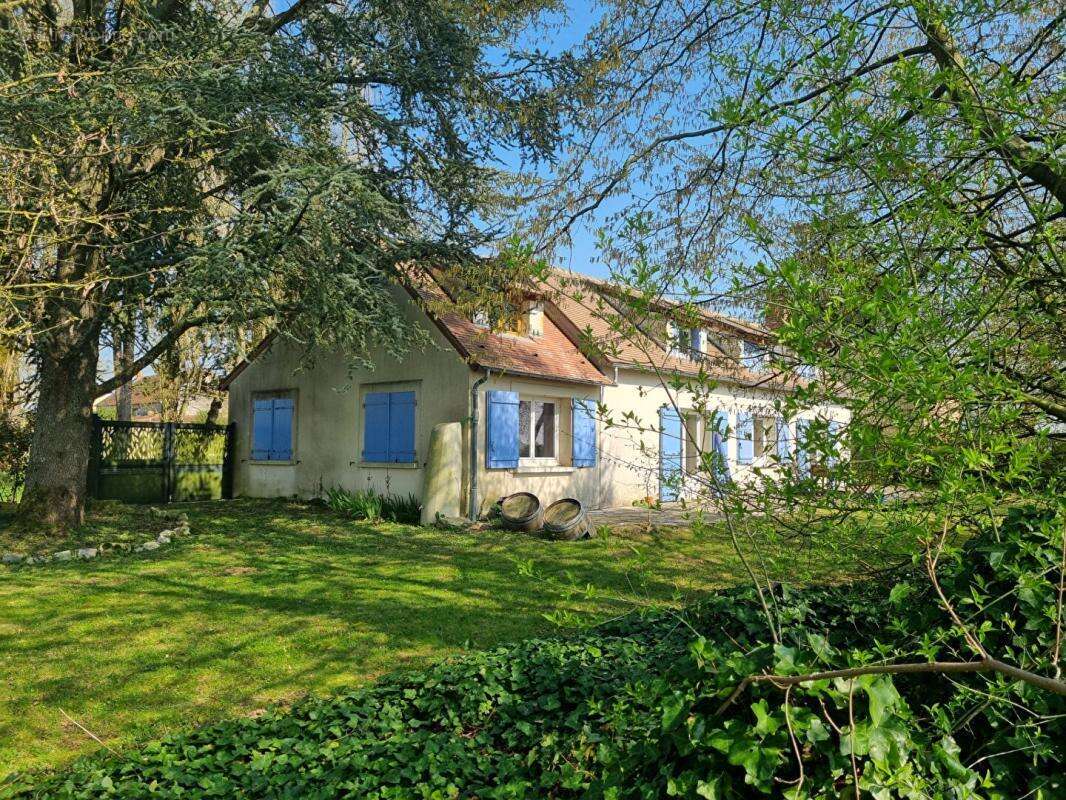 Maison à VILLIERS-SAINT-GEORGES