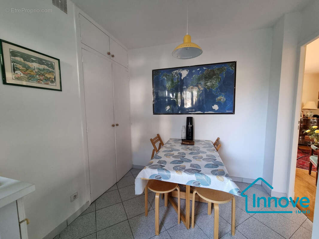 Appartement à VERSAILLES