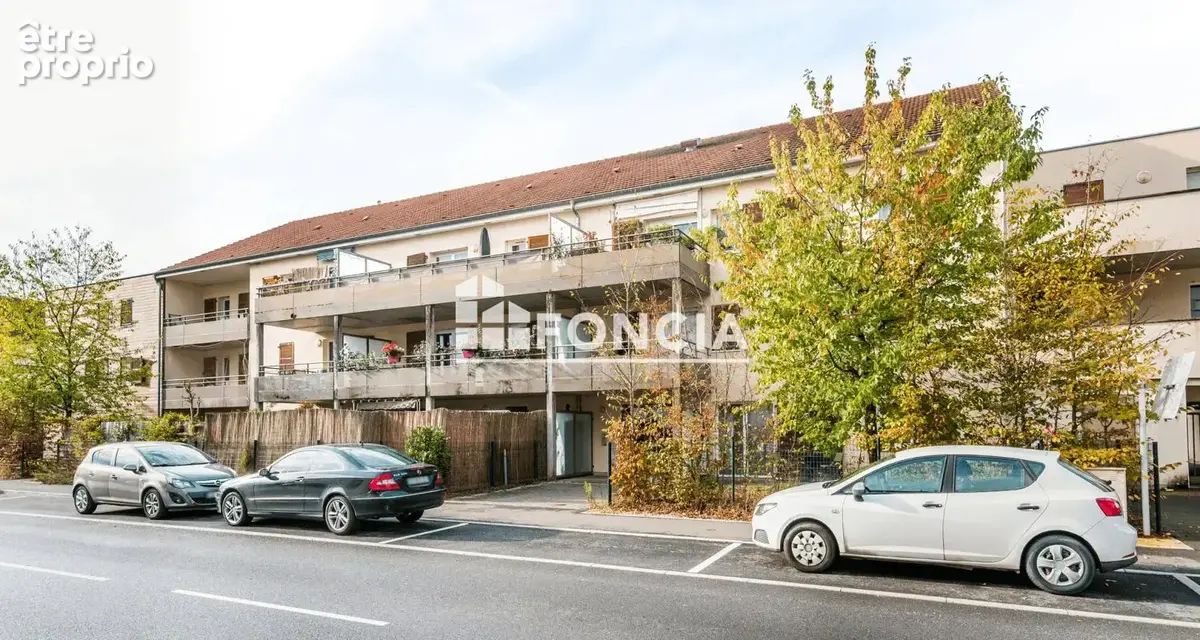 A Woippy village, à proximité des commerces et dans un secteur calme, beau F2 avec terrasse et parking - photo 2
