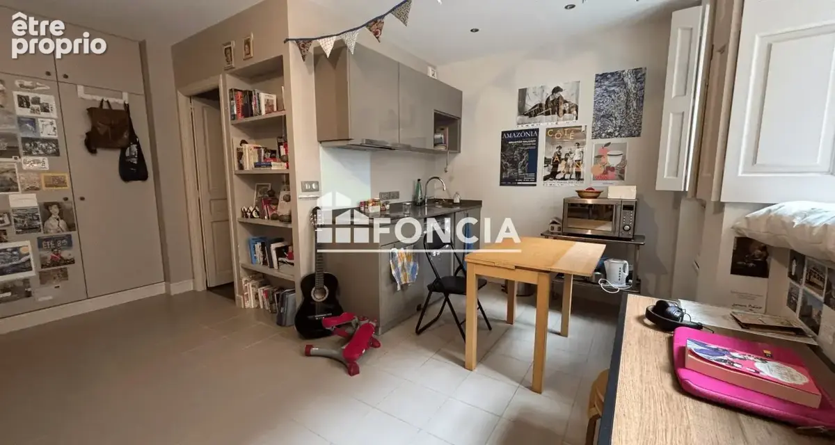 Avignon intra-muros secteur Vernet – T1 de standing avec jardin dans immeuble de caractère - photo 3
