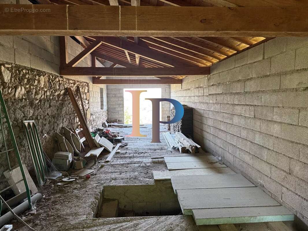 Maison à LA CHAPELLE-SOUS-DUN
