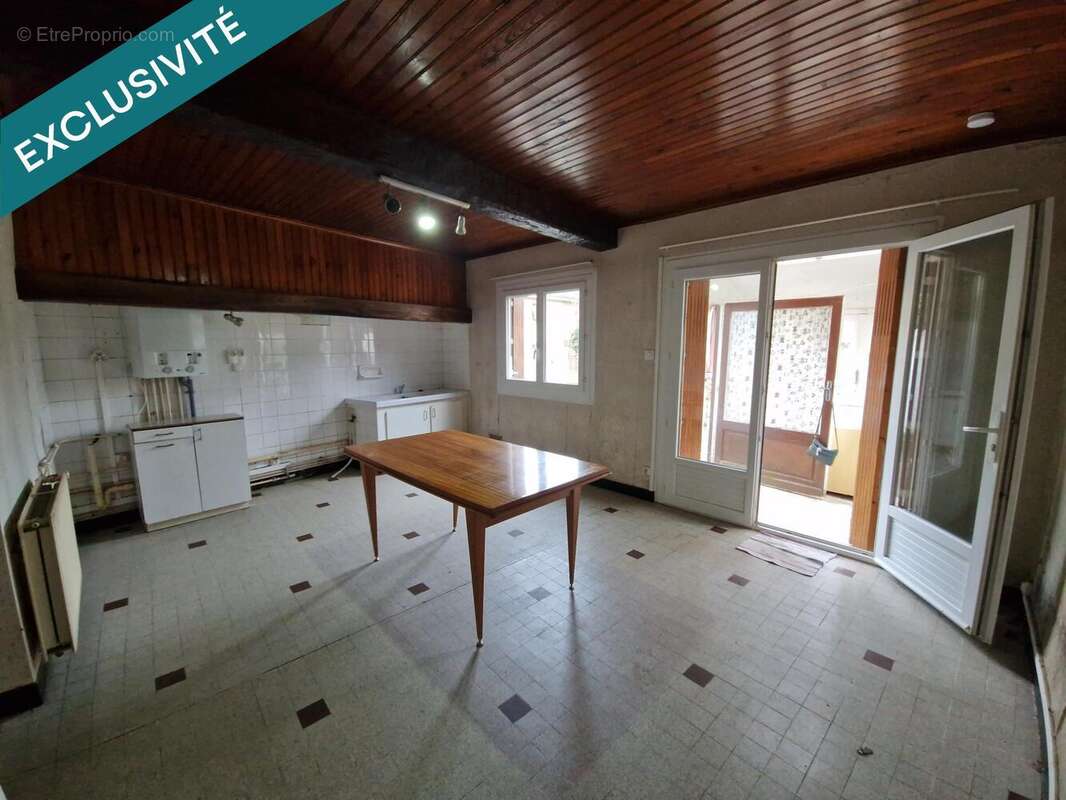 Photo 2 - Maison à SAINT-MARTORY