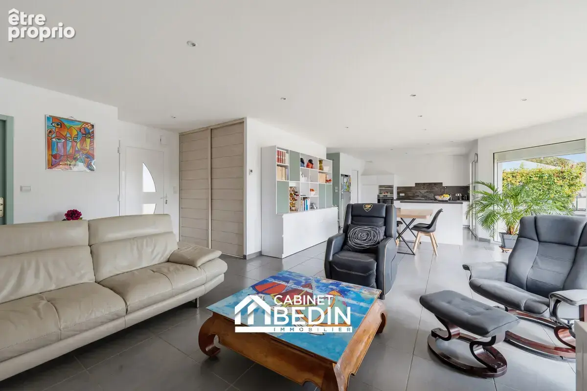 Maison 6 pièces 170 m² à vendre à Ares (33740) - photo 3