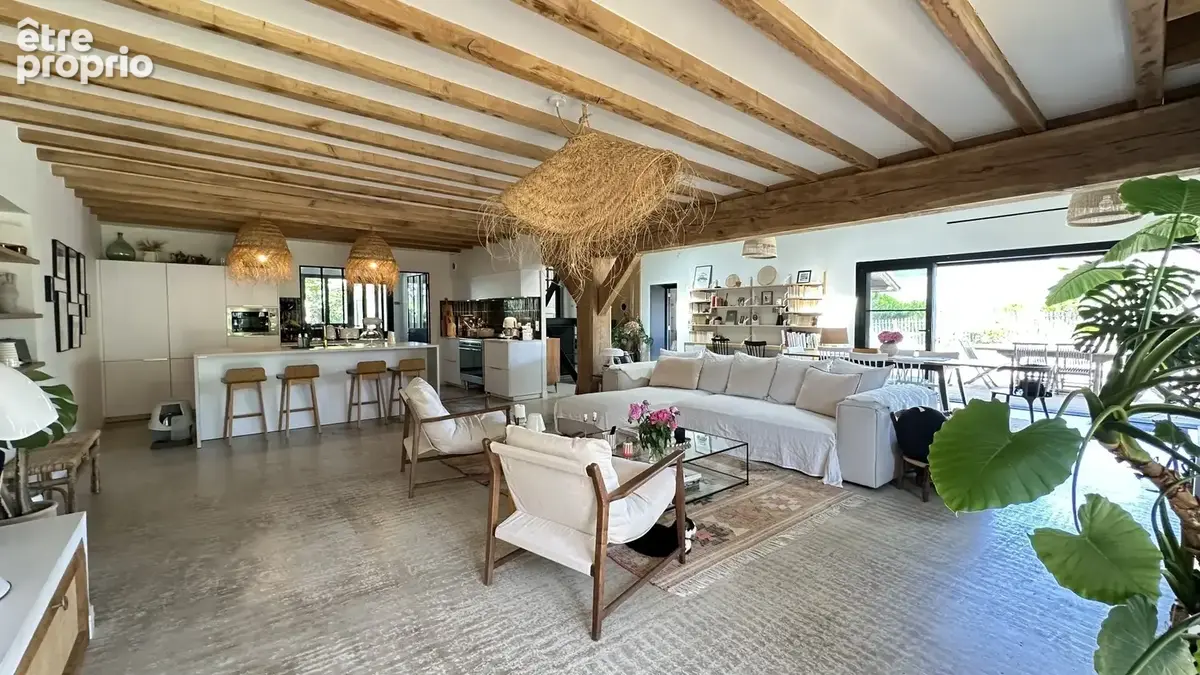 FERME DU 19 ème de type T6 DE 220 M2 sur une parcelle de 1167 m2 - photo 4