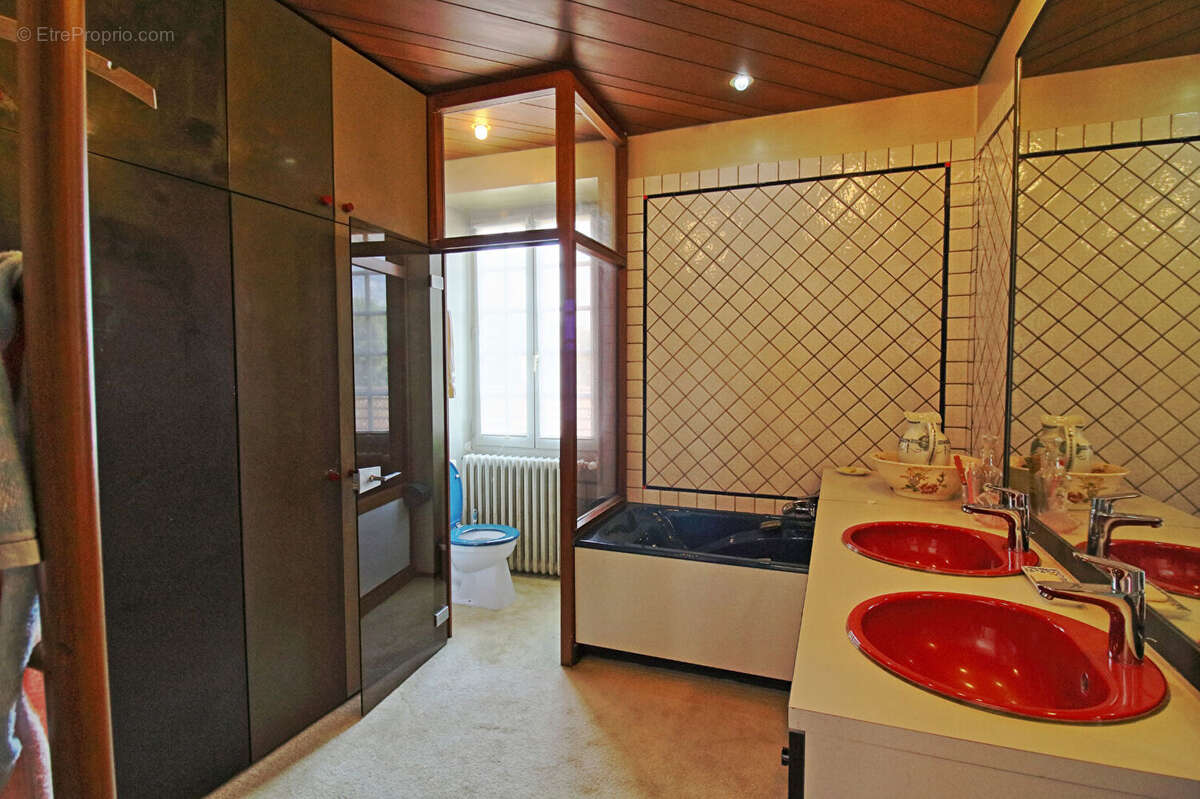 Maison à LA COTE-SAINT-ANDRE