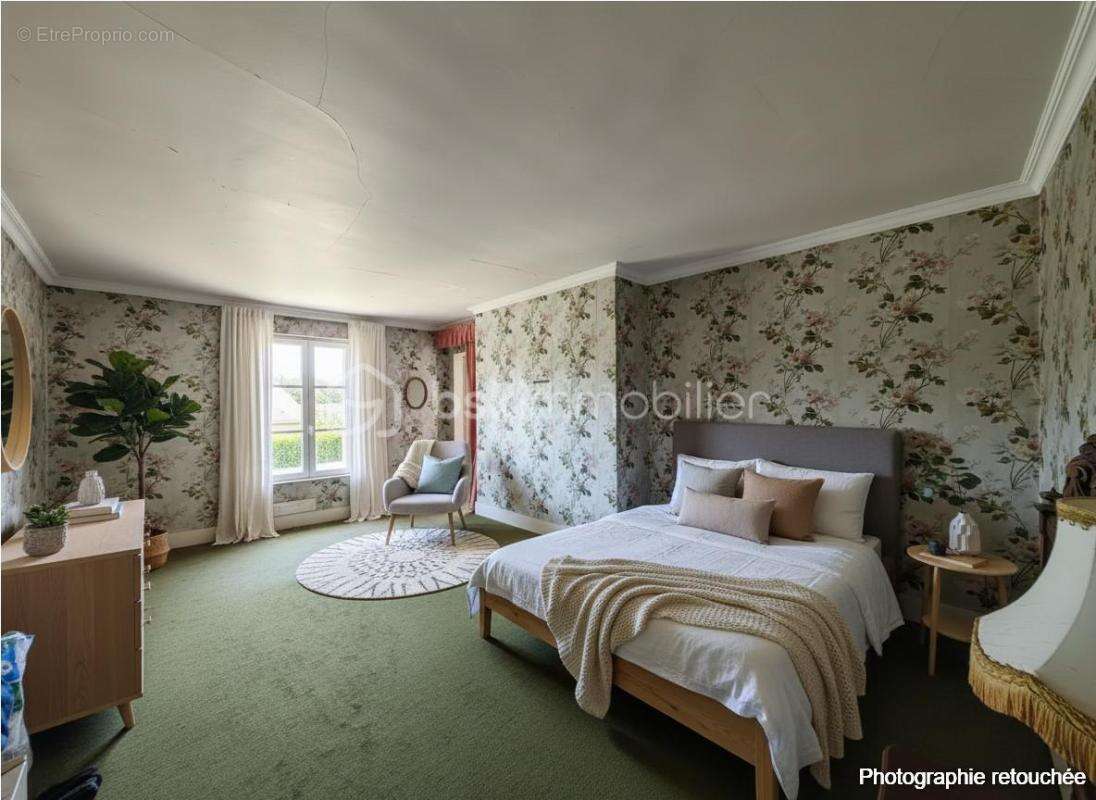 Maison ancienne en pierre de 130 m² avec dépendances sur 2 830 m² de terrain - photo 9