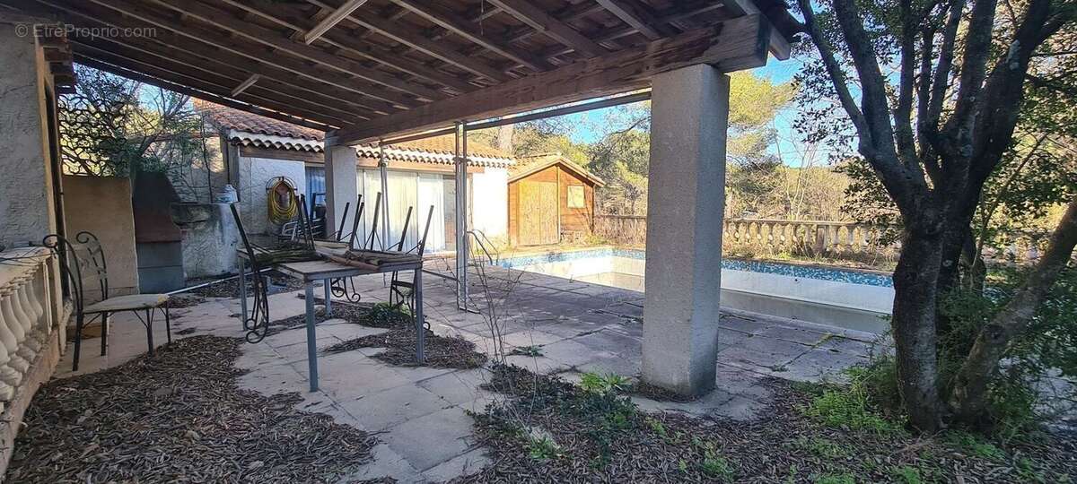 Maison 282 m² à Cuges-Les-Pins  - photo 42