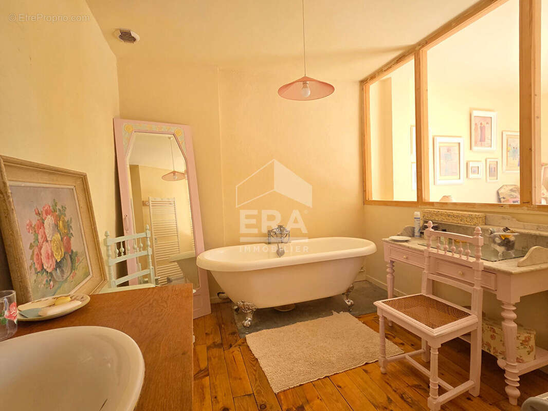 Maison à SAINT-PASTOUS