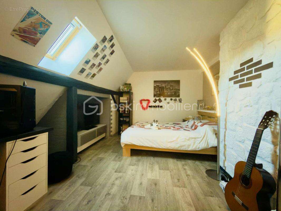 Maison de village de 128m² à BINING - photo 7