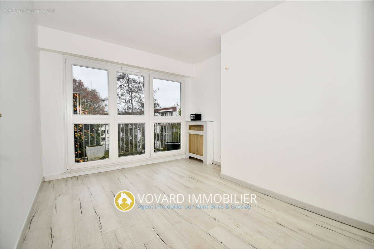 Appartement à SAINT-BRICE-SOUS-FORET