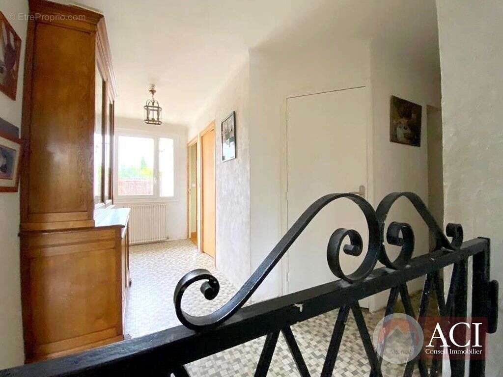 50982533g.jpg - Maison à GROSLAY