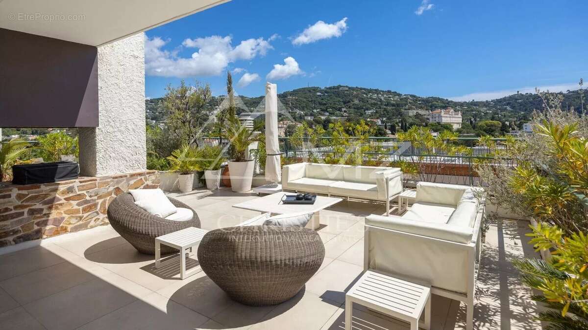 Appartement à CANNES