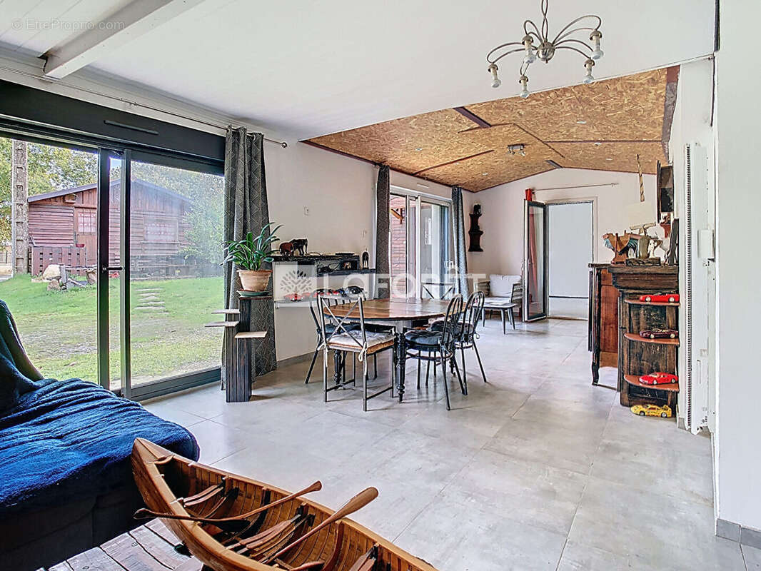 Maison à SAINT-SEGLIN