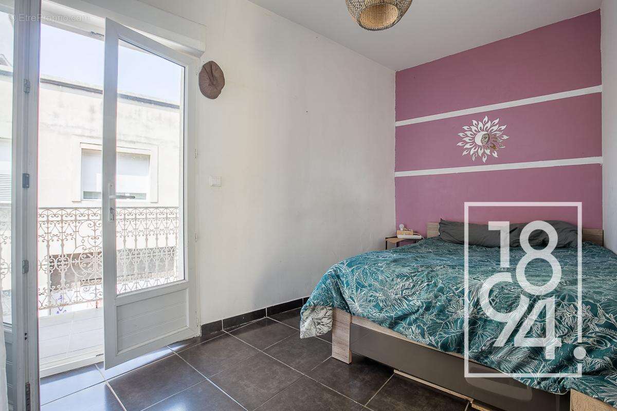 Appartement à MARSEILLE-3E