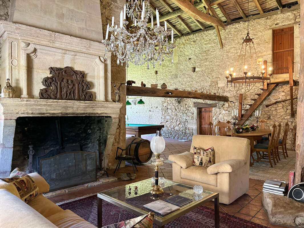 Maison à CASTILLON-LA-BATAILLE