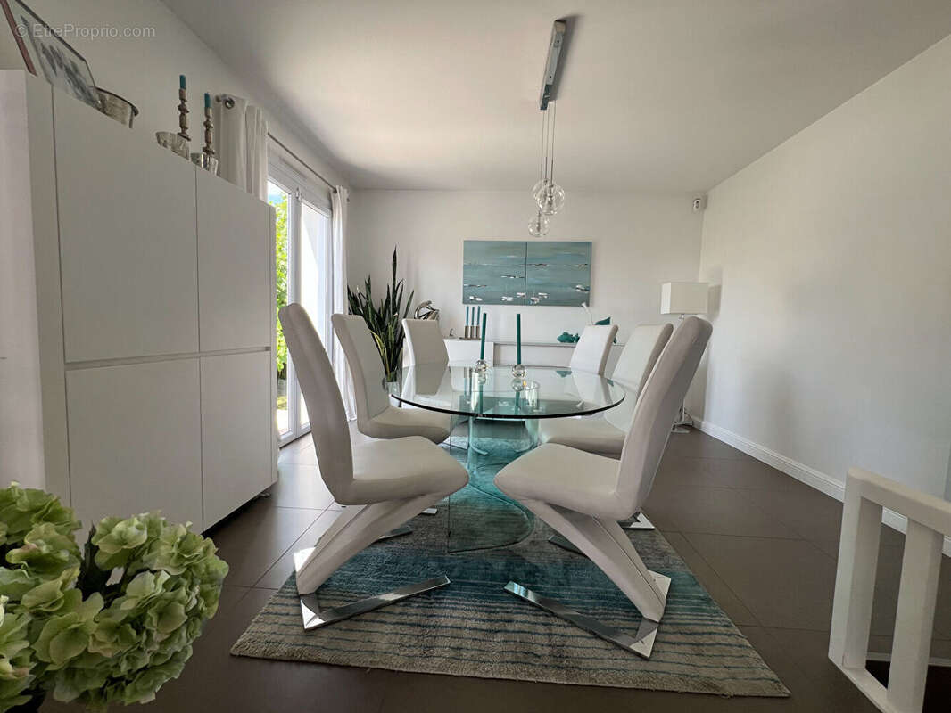 Maison à TALMONT-SAINT-HILAIRE