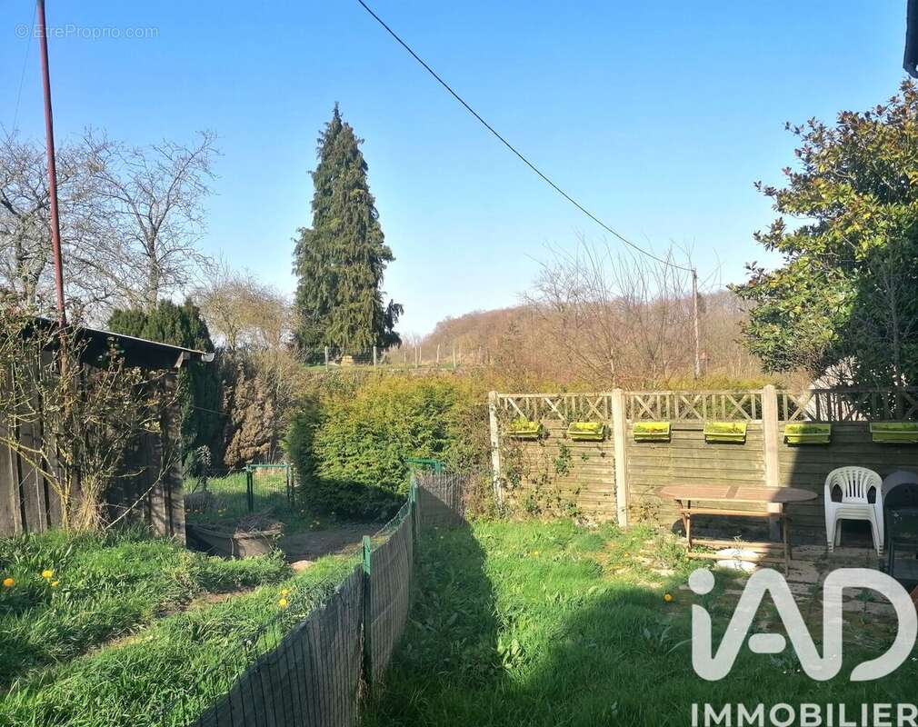 Photo 2 - Maison à LA BAZOUGE-DU-DESERT