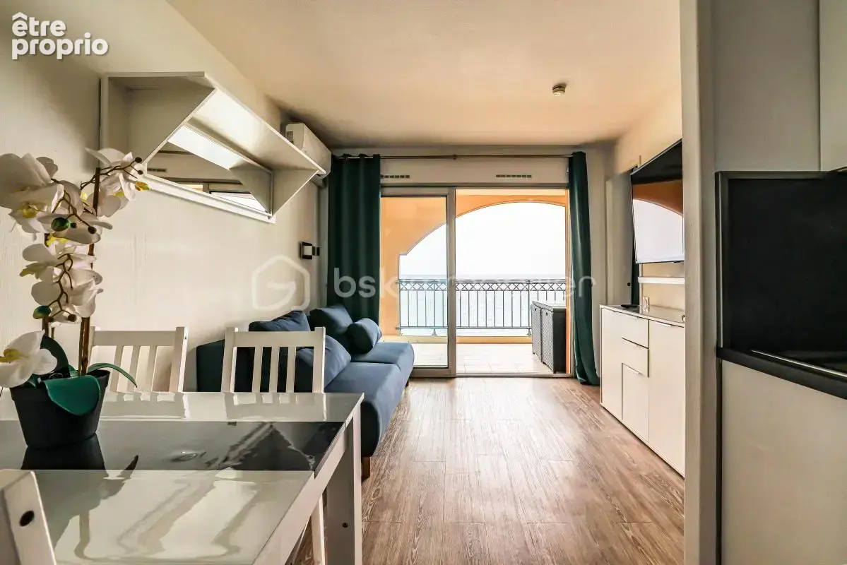 2 pièces rénové avec vue mer frontale et grande terrasse - photo 4