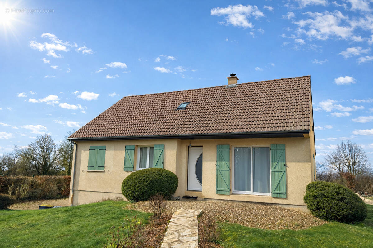 Maison à LAIGNES