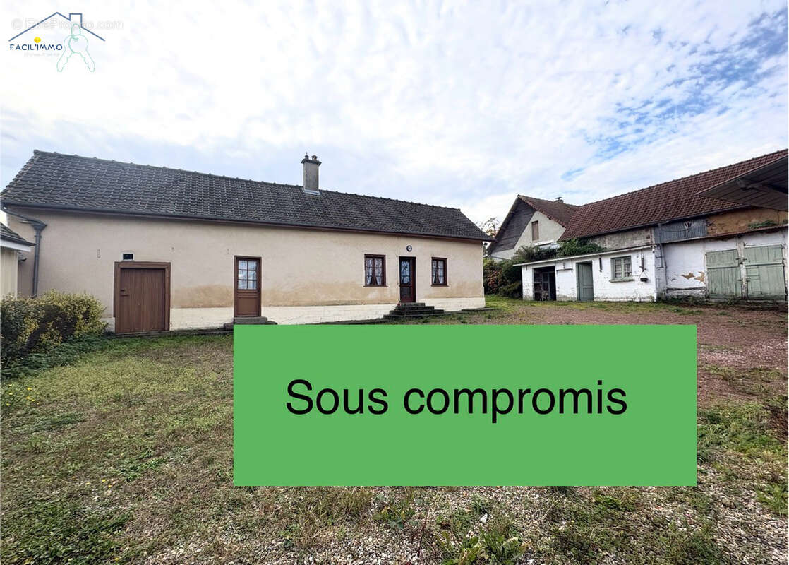 Maison à MOYENNEVILLE