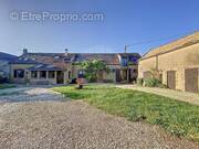 Maison à MONTACHER-VILLEGARDIN