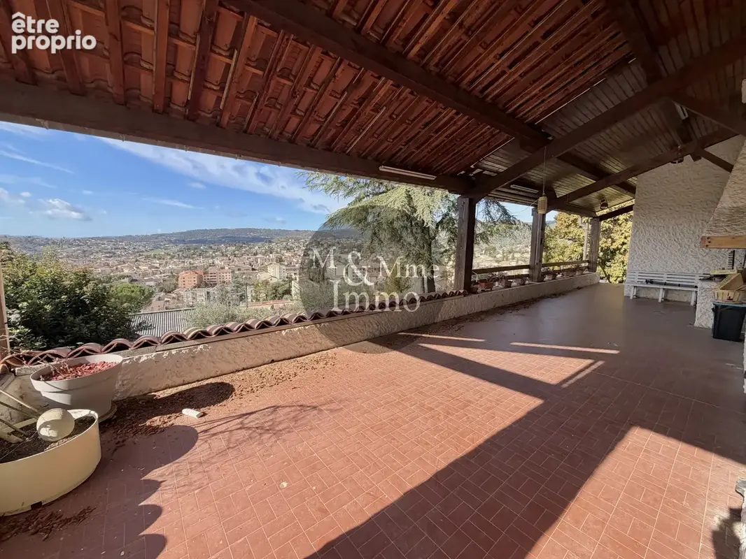 Maison spacieuse avec appartement indépendant et terrain - photo 7