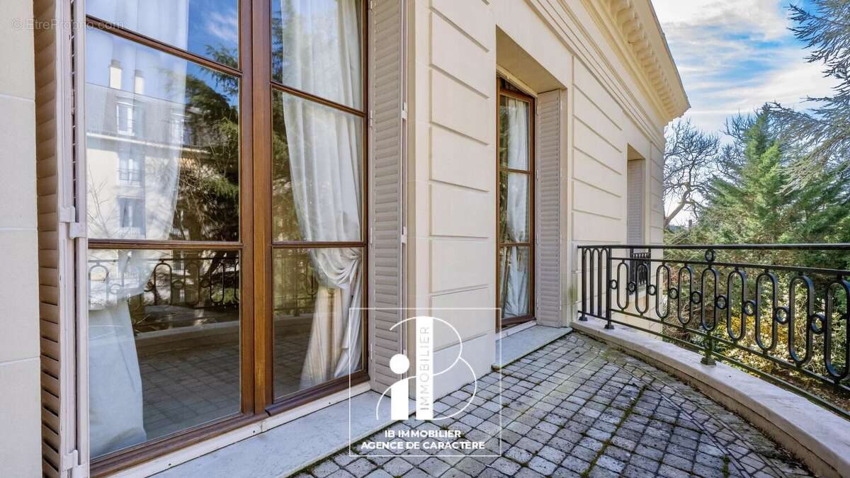 Maison à FONTAINEBLEAU