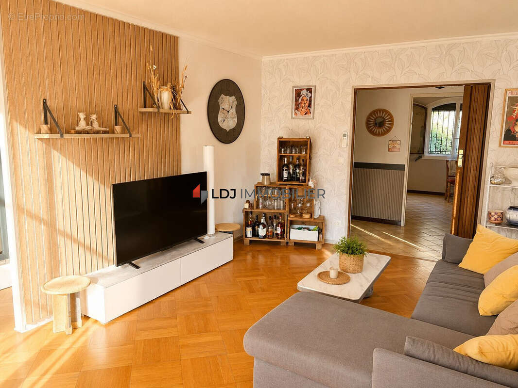Appartement 68 m² à Amelie-Les-Bains-Palalda  - photo 3